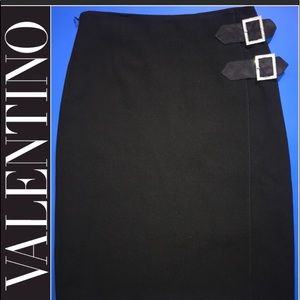 Vintage Valentino skirt Offers welcome!